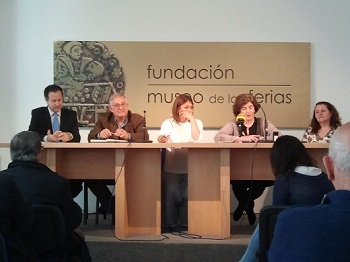 De izquierda a derecha: D. Antonio Sánchez del Barrio, Director del Museo de las Ferias de Medina del Campo; D. Severiano Hernández Vicente, Subdirector General de los Archivos Estatales del Ministerio de Educación, Cultura y Deporte; Dª Teresa López Martín, Alcaldesa de Medina del Campo y Presidenta de las Fundaciones Simón Ruiz y Museo de las Ferias; Dª Cristina Emperador Ortega, Directora del Archivo de la Real Chancillería de Valladolid.